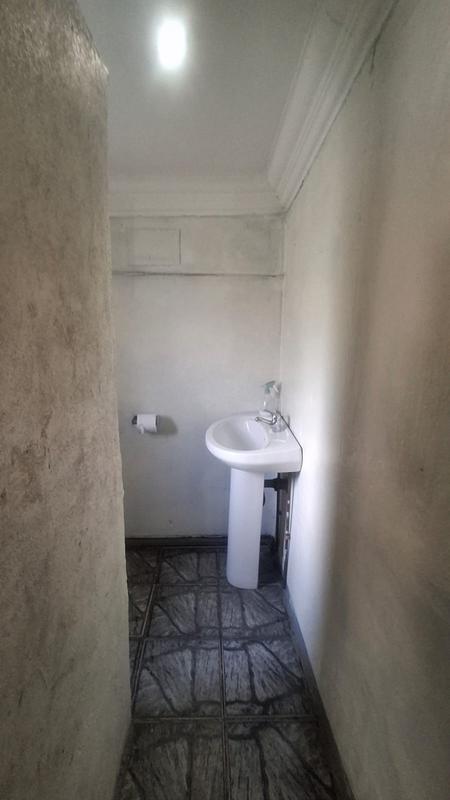 5 Bedroom Property for Sale in Bothaville Free State